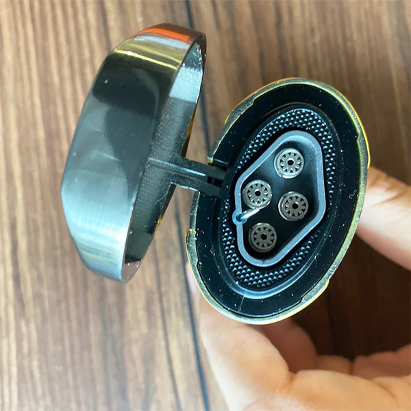 LUBINSKI Metal Cigar Lighter 4 Jet Windproof Torch Lighter Butane Cigarette Lighters Gas Portable Bulit-in Cigar Holder Stand