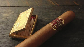 How to extinguish a half-smoked cigar