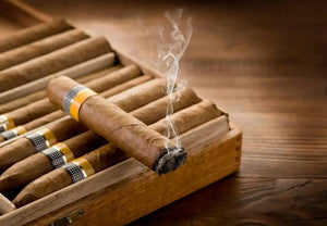 Cracking of cigars is normal