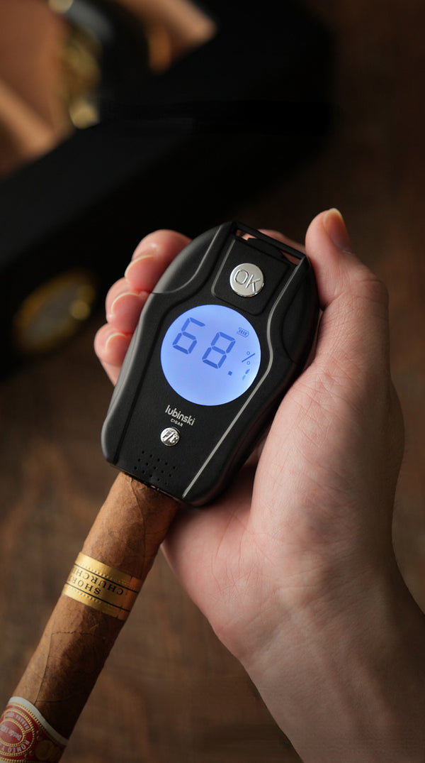 cigar moisture meter, wholesale temperature and humidity meter, accurate plug-in moisture detection instrument temperature and humidity display